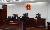 北京一醉酒乘客坐无证网约车，“开门杀”撞伤超速路人，网约车司机和平台也担责