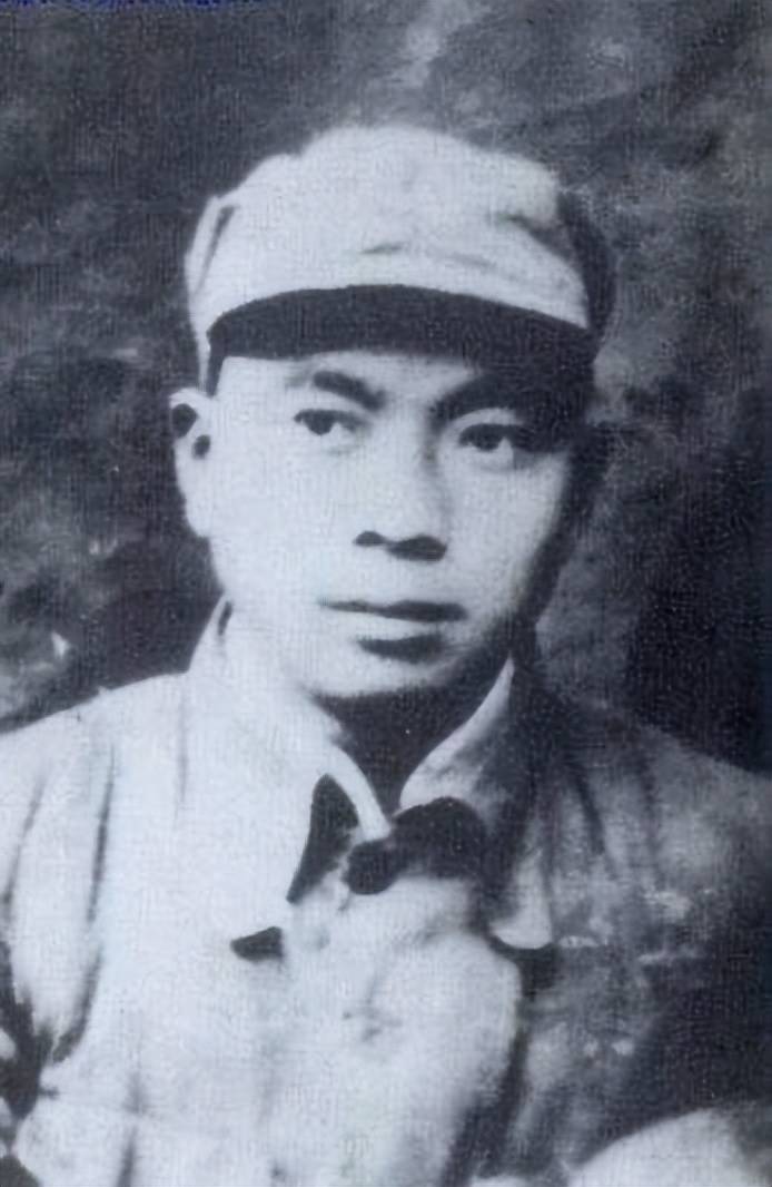 1976年华国锋问吴德：你在卫戍区的搭档可靠吗？吴德说：绝对可靠