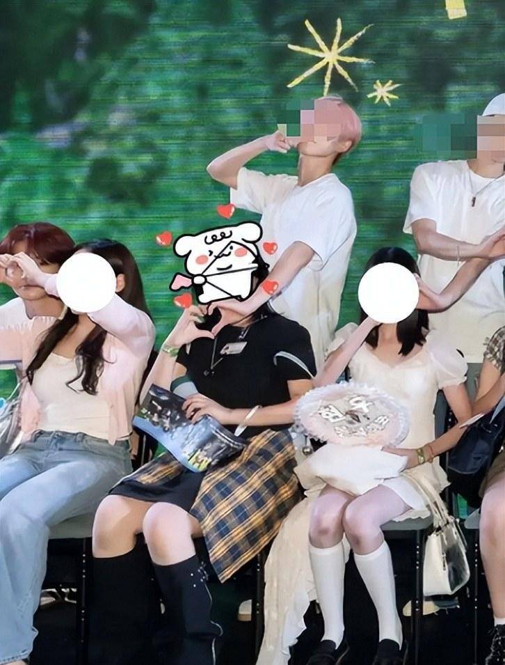 江西女孩暑假,搬砖攒钱去香港看偶像演唱会,全家两千元低保被取消!网友吵翻:花自己的钱凭什么全家受罚?官媒终于开口说公道话